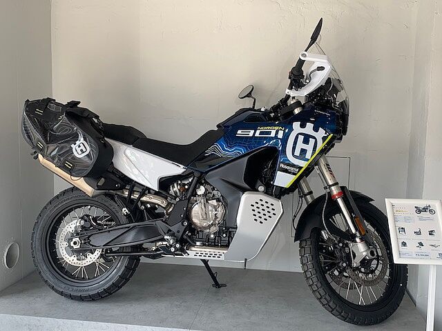 2024年式-Husqvarna NORDEN 901 Expedition